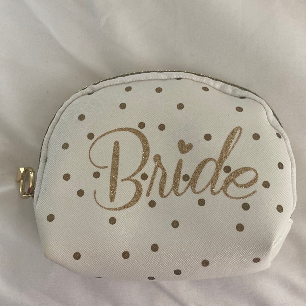 Bride pouch - Picture 1 of 3